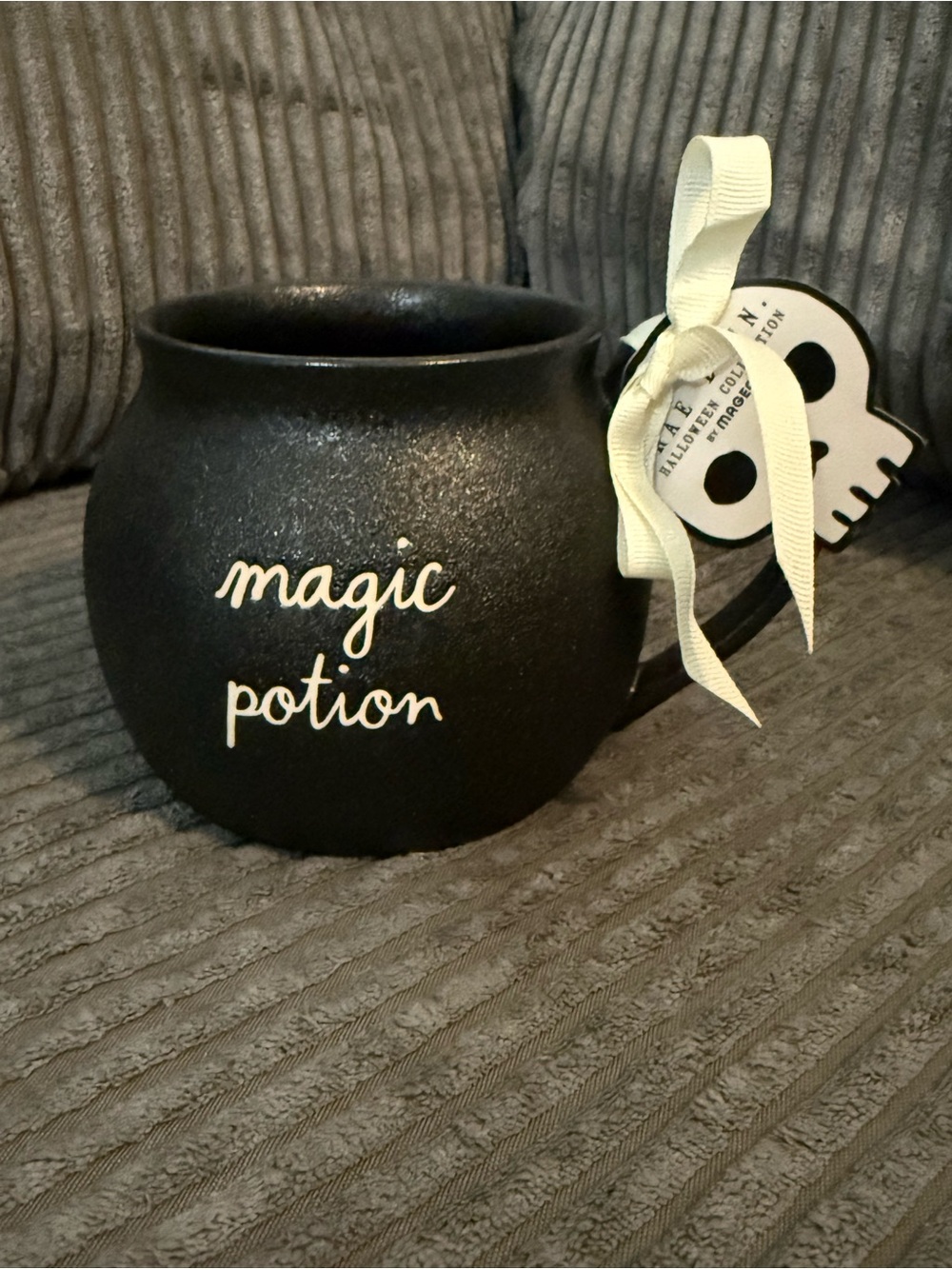 Rae Dunn ✨ “Magic Potion” Black Ceramic Cauldron shaped Mug NWT